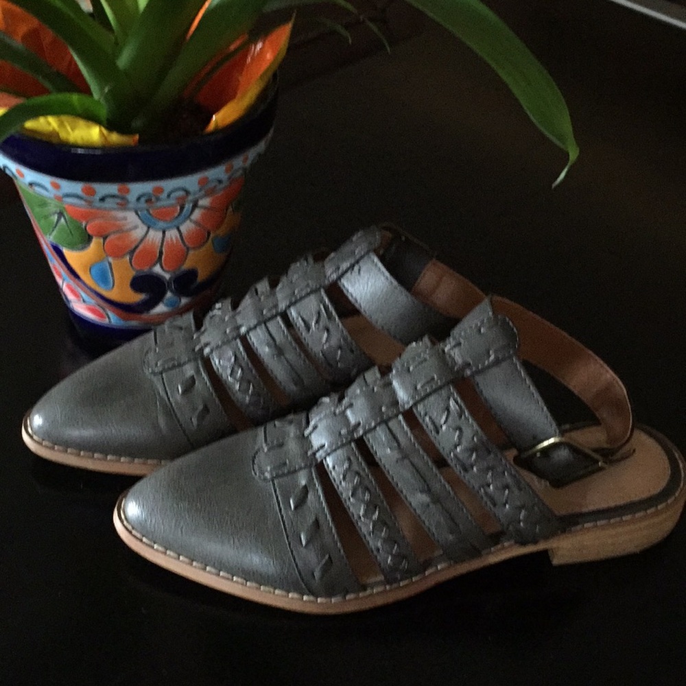 Mi.iM, Women’s Shoes, NWOT, gray, size 6.5, flats.